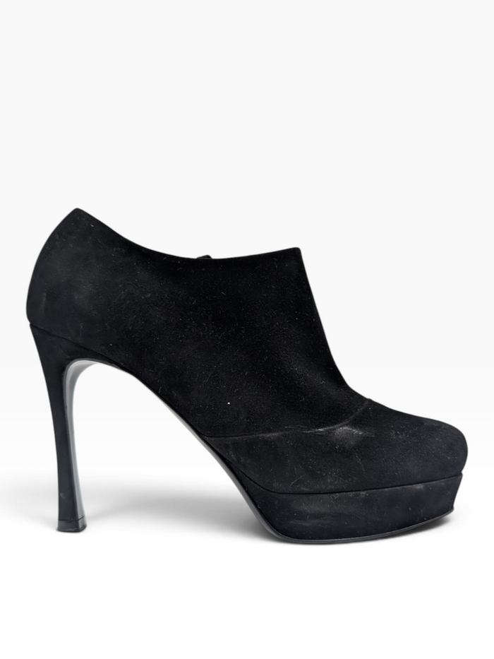 Black Suede Pumps