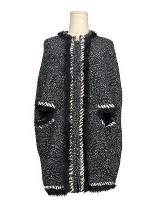 La Petite Veste Noire Cashmere Poncho