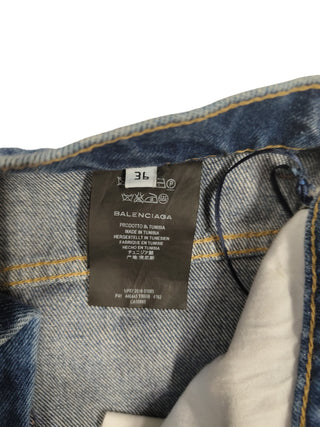 Blue Denim Cropped Buttoned Up Jeans With Darker Shaded Sides