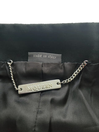 Black Cropped 3/4 Length Sleeves With Ethnic Decorations