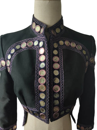 Black Cropped 3/4 Length Sleeves With Ethnic Decorations