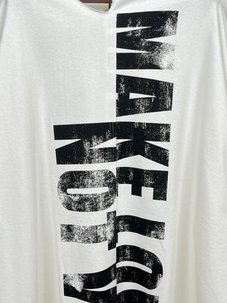"Make Love Not War" Long Sleeve Graphic T-Shirt