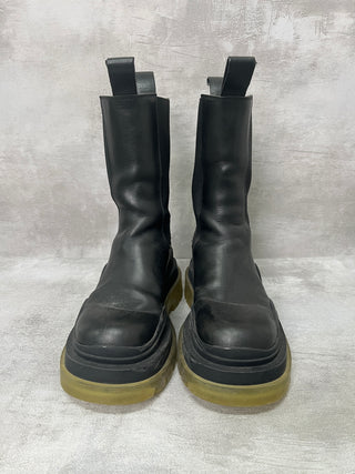 Black Tire Chelsea Leather Boots