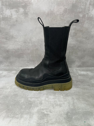 Black Tire Chelsea Leather Boots