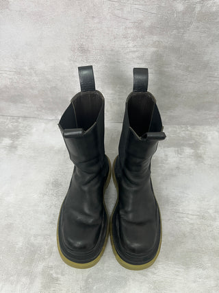 Black Tire Chelsea Leather Boots