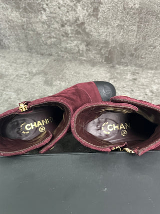 Burgundy Suede Quilted Short Boots With Pearl Buttons