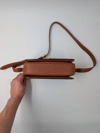 Classique Triomphe Bag In Natural Calfskin