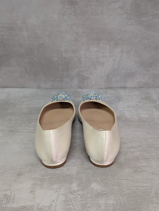White Hangisflat Crystal Embellished Satin Point Toe Flats