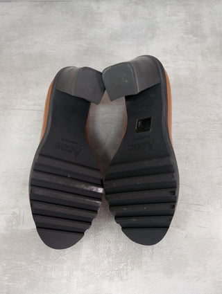Low Brown Leather Boots