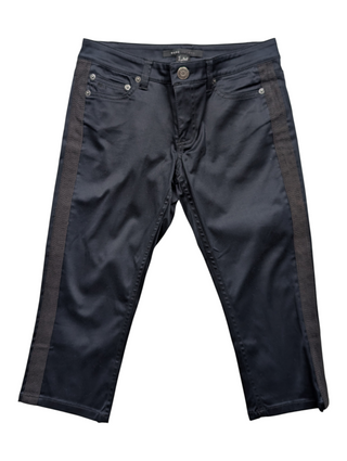 Black Pants With Lines Outside