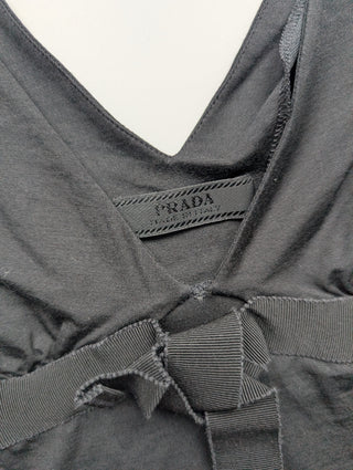 Black Sleeveless Low-V Top With V Back