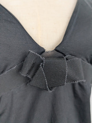 Black Sleeveless Low-V Top With V Back