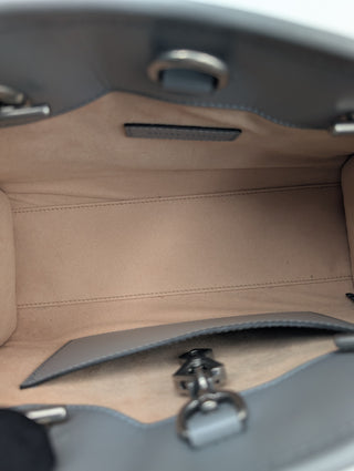 Grey GG Marmont Silver Medium Chain Shoulder Bag