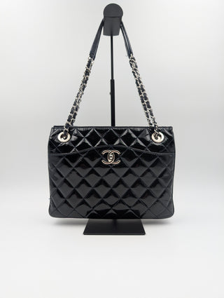 Black Patent Accordion Shopping Tote