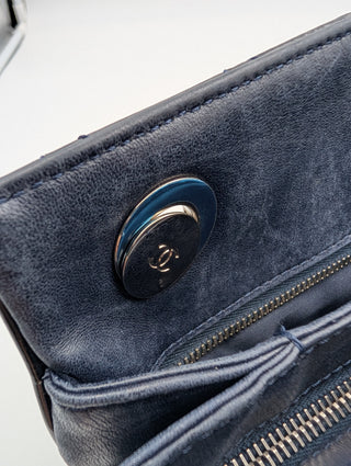 Black Patent Accordion Shopping Tote