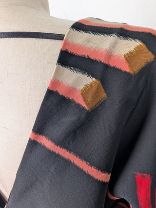 Black And Red Graphic Pattern Dress