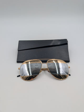 Split Aviator With Gold-Tone Metal Frame And Mirrored Accent