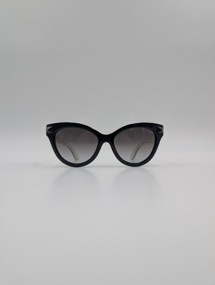 Cat-Eye Black Sunglasses In Black Acetate And Inner White Contrast