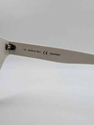 Cat-Eye Black Sunglasses In Black Acetate And Inner White Contrast