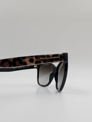 Black Oversized Cat-Eye Sunglasses Features Leopard-Print On The Arms