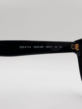 Black Oversized Cat-Eye Sunglasses Features Leopard-Print On The Arms