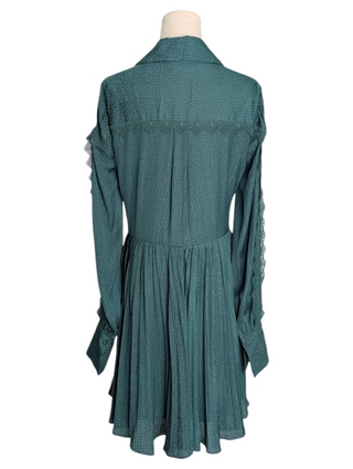 Green V-Neck Long Sleeves Pleated Dress With Lace Details