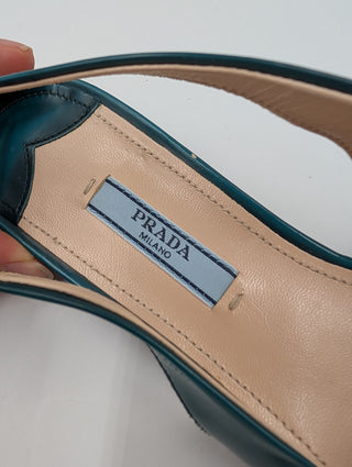 Emerald Green Leather Flat Pumps With Buckle