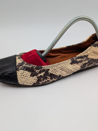 Snakeskin Pattern Scrunch Ballet Flats