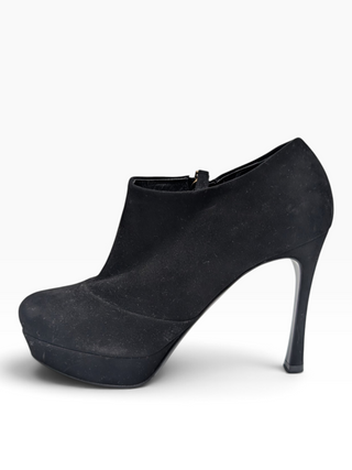 Black Suede Pumps