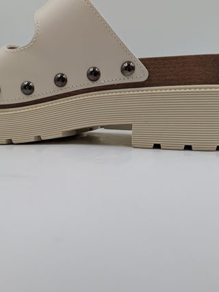 Ivory Leather Diorquake Slide Flats
