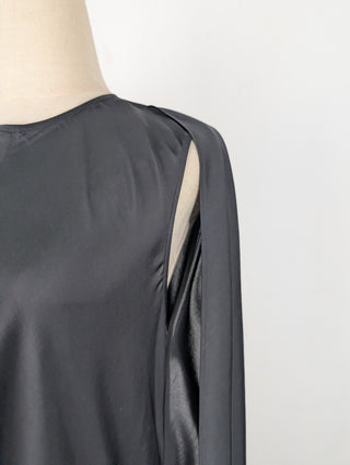Black Sleeveless Dress