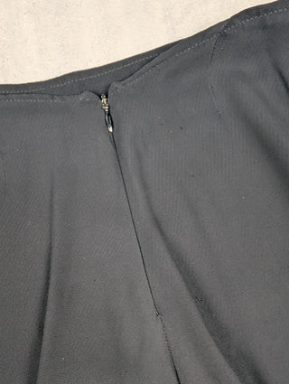 Black Pants With Zipper At The Back