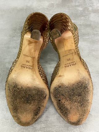 Gradated Beige Close Toe Medium Heel Sandals With Sling Back